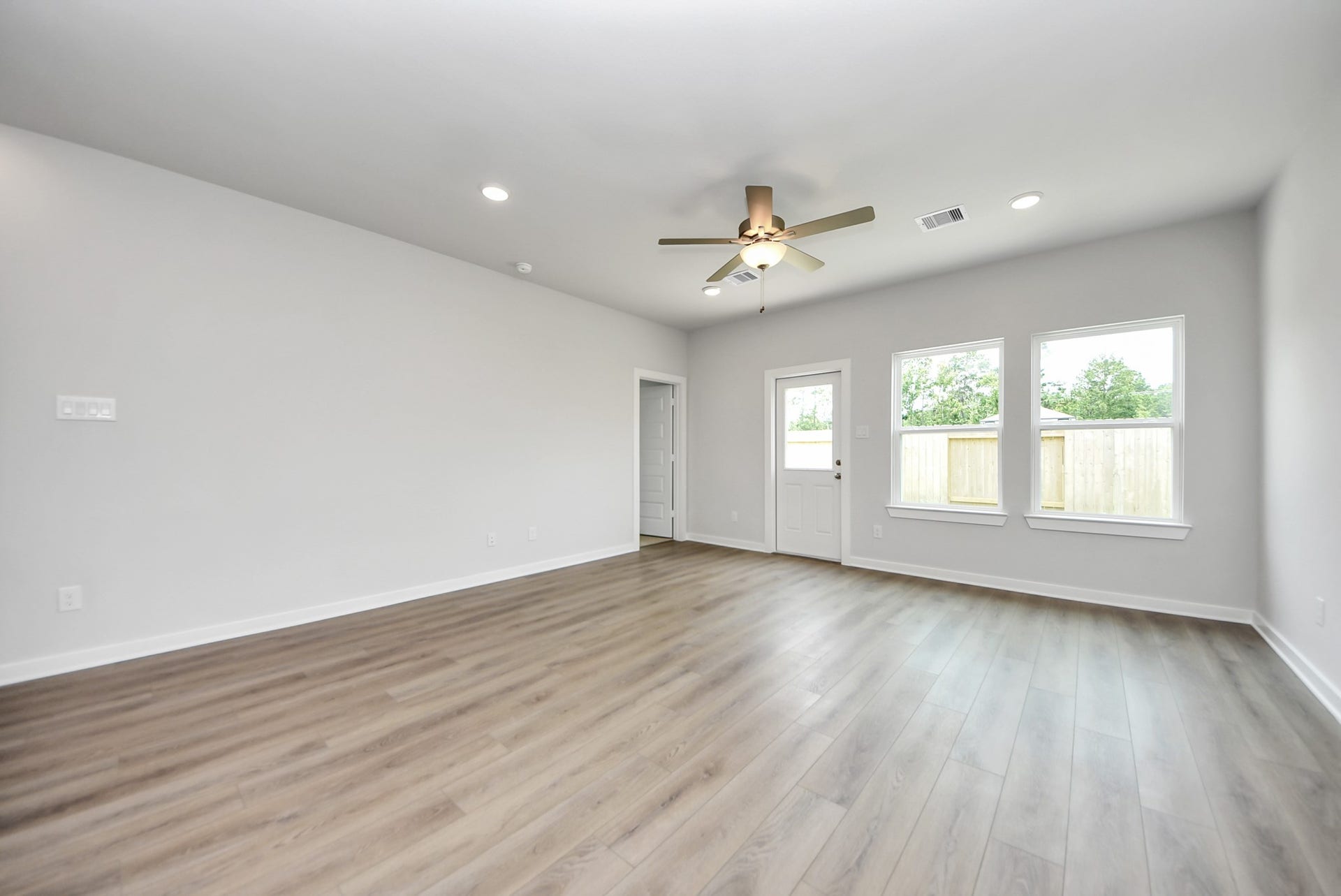 1989 Brookpointe Lane, Dayton, TX 77535 1989 Brookpointe Lane, Dayton, TX 77535
