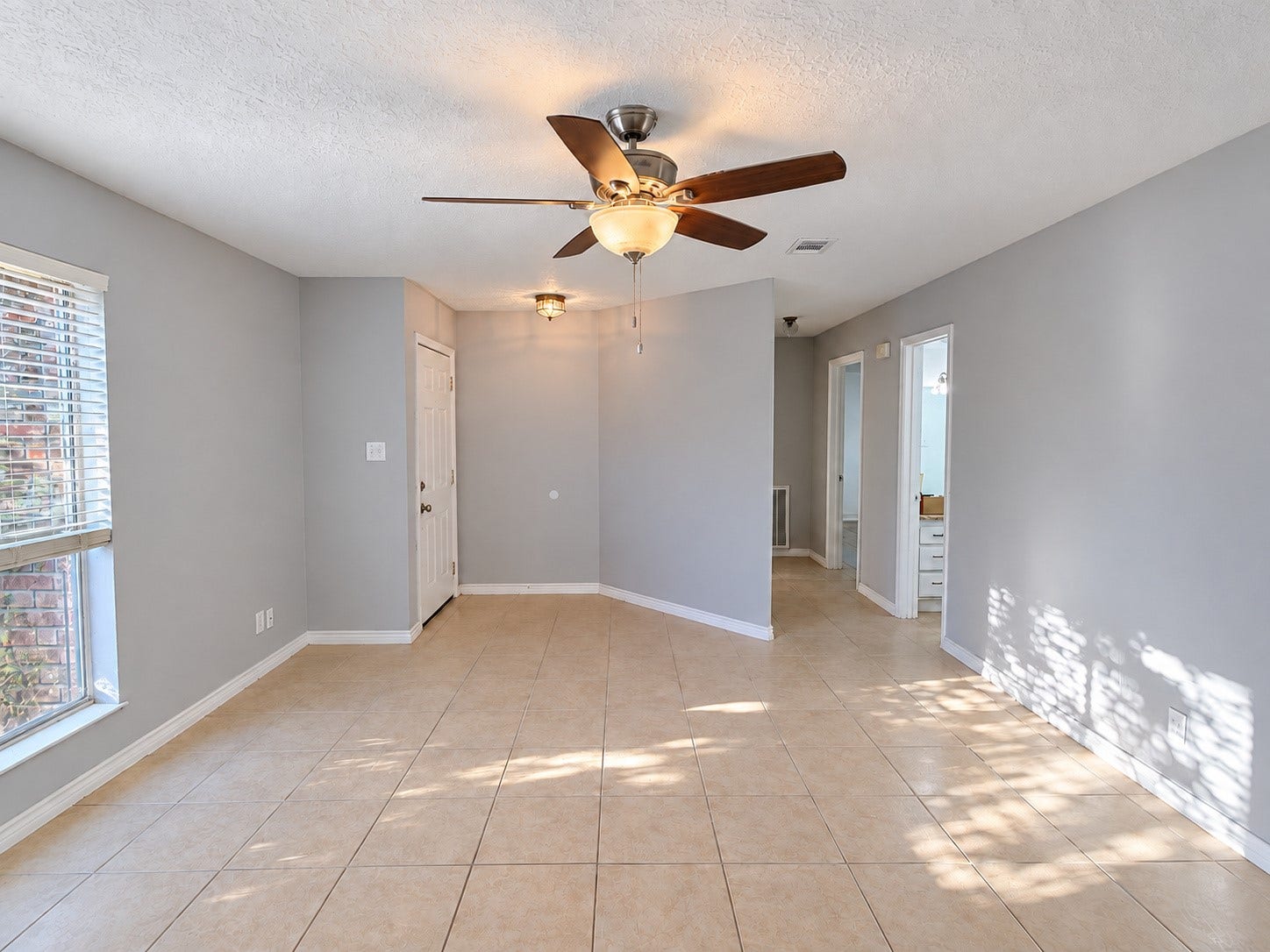 16961 Mockingbird Court, Conroe, TX 77385 16961 Mockingbird Court, Conroe, TX 77385