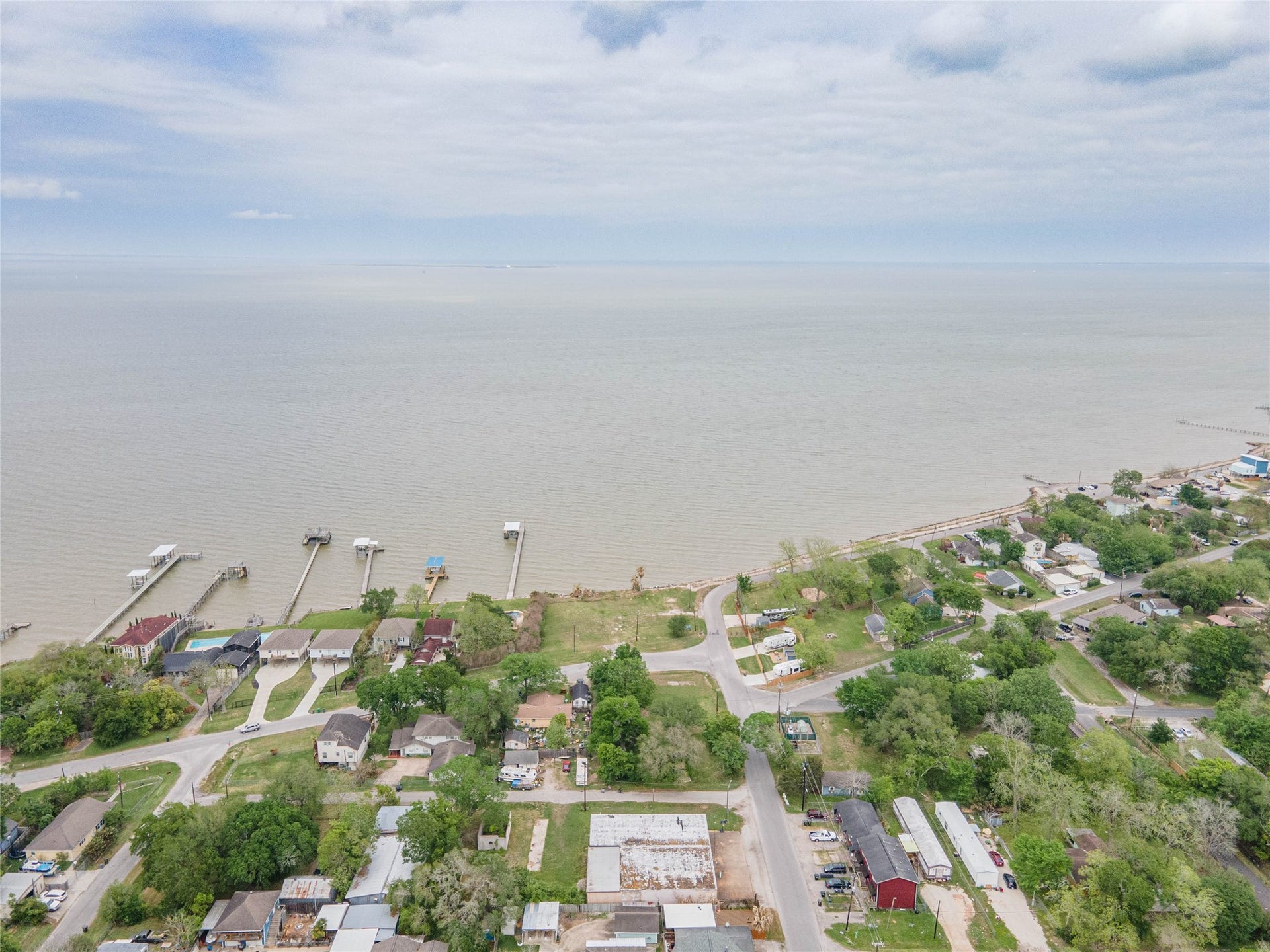 1 Jackson Avenue, Bacliff, TX 77518 1 Jackson Avenue, Bacliff, TX 77518