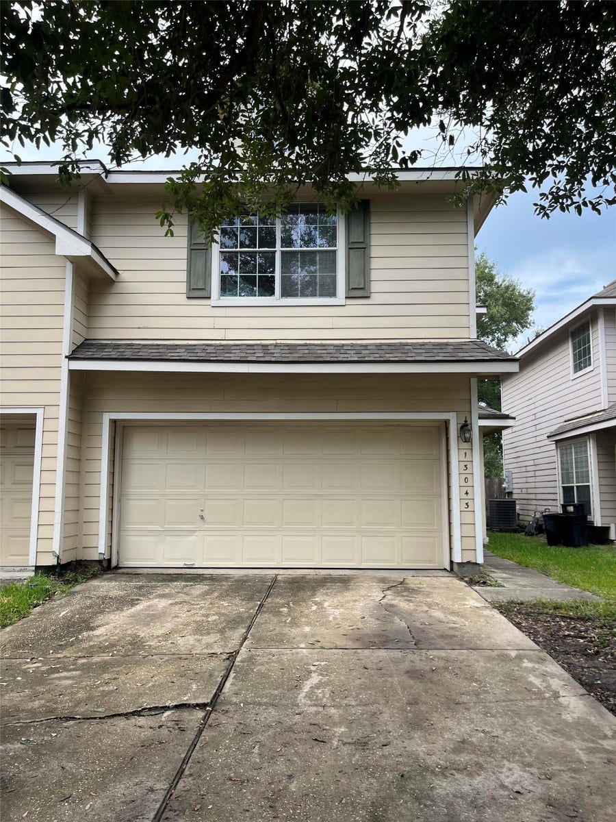 Property photo for 13043 Peppergate Lane, Houston, TX
