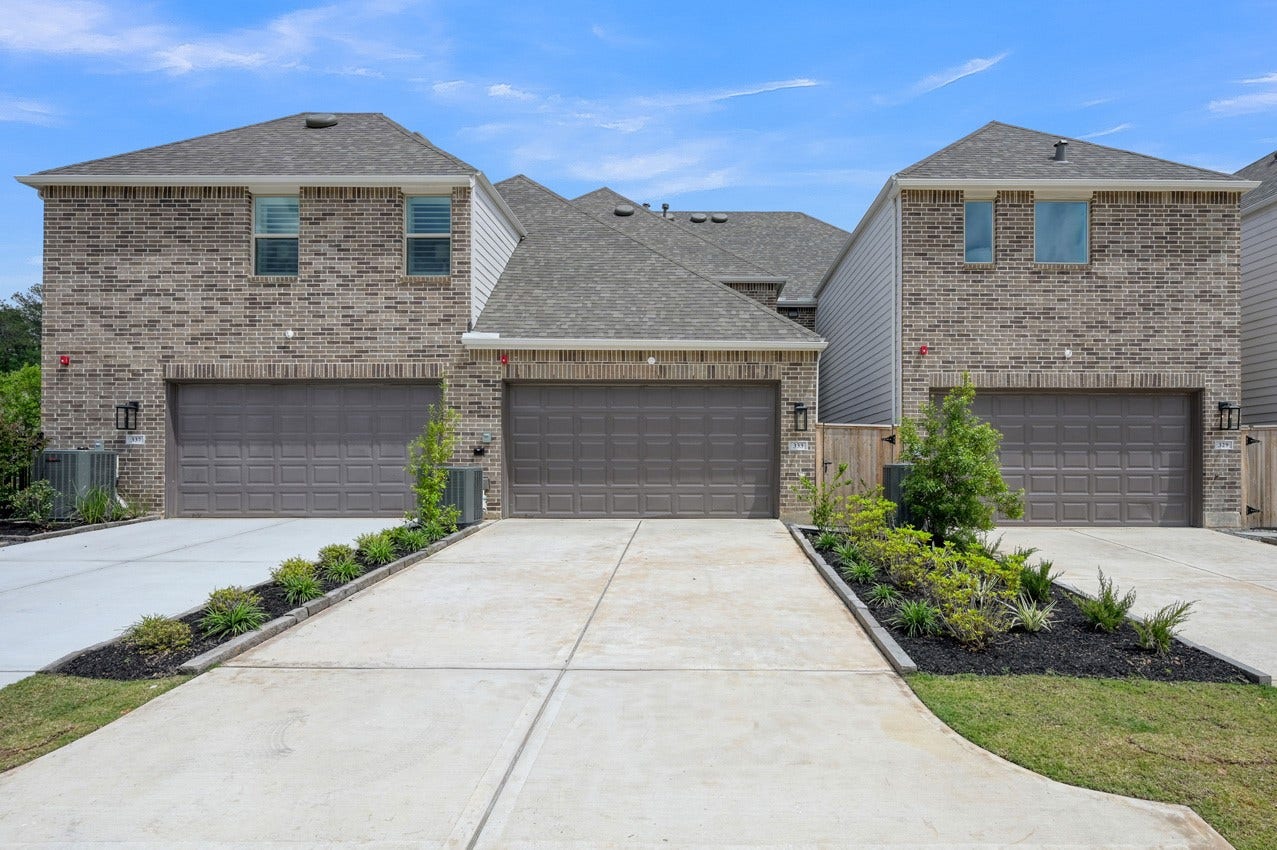 333 Fields Lane, Montgomery, TX 77316 Exterior
