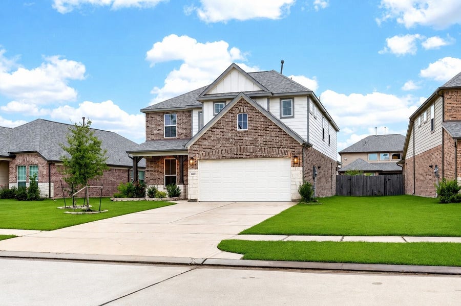 Property photo for 18438 Windy Knoll Way, Houston, TX