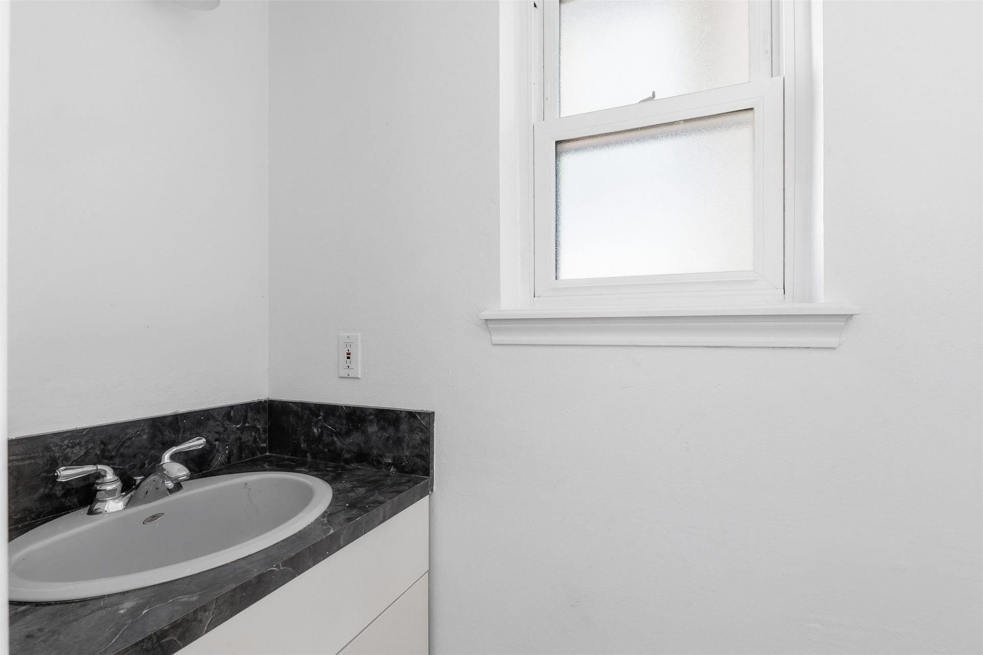 5814 Old Lodge Drive, Houston, TX 77066 5814 Old Lodge Drive, Houston, TX 77066