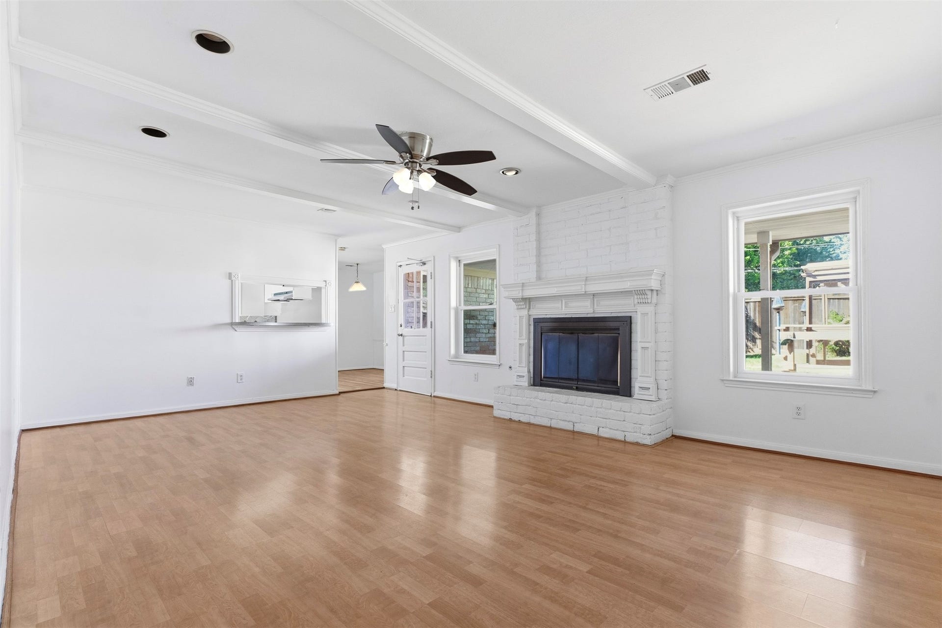 5814 Old Lodge Drive, Houston, TX 77066 5814 Old Lodge Drive, Houston, TX 77066