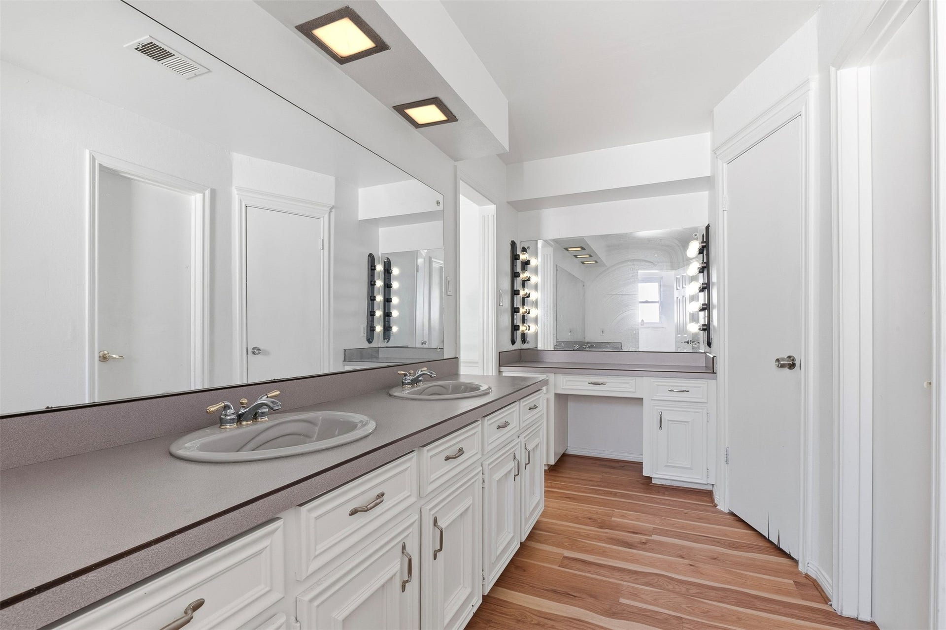 5814 Old Lodge Drive, Houston, TX 77066 5814 Old Lodge Drive, Houston, TX 77066