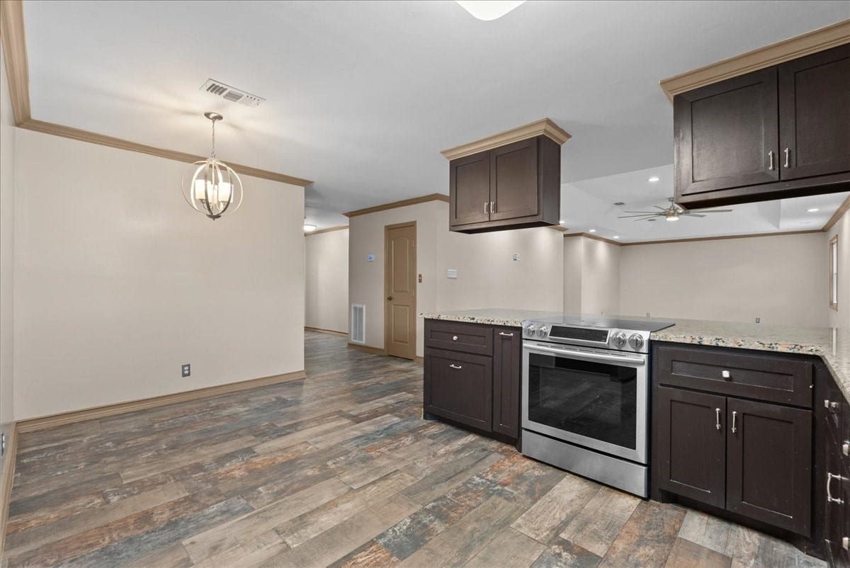 4215 County Road 182, Alvin, TX 77511