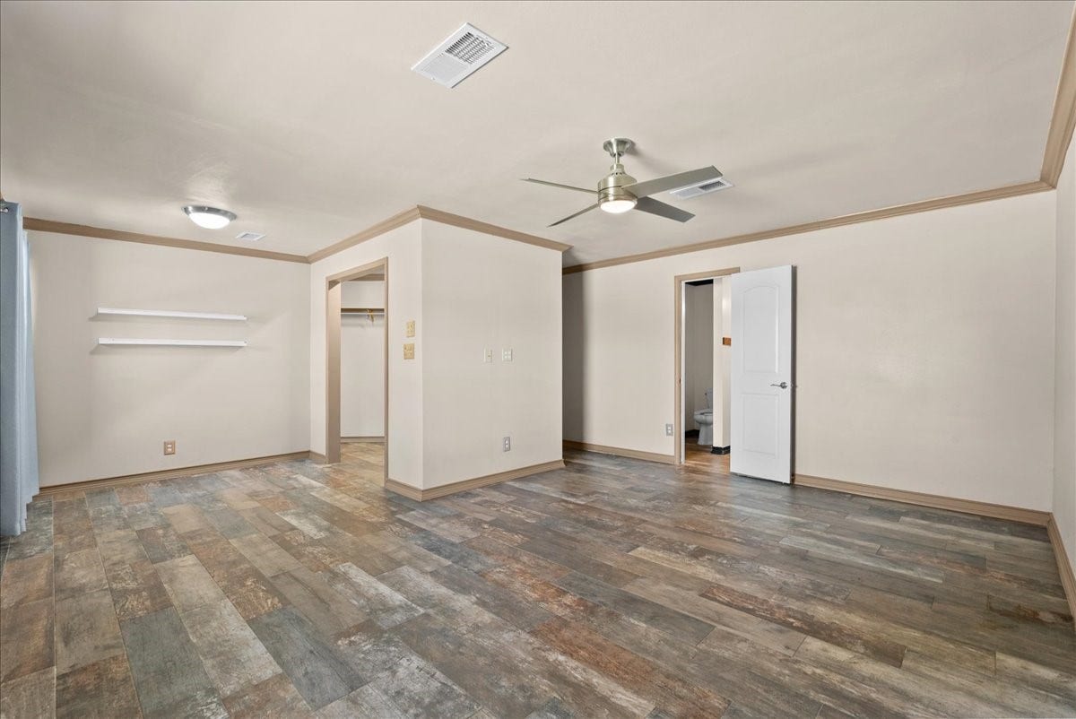 4215 County Road 182, Alvin, TX 77511