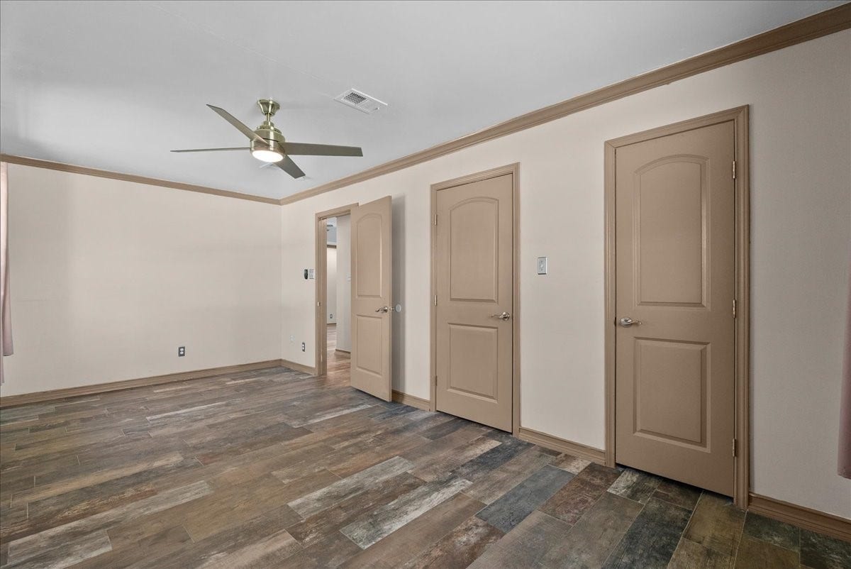 4215 County Road 182, Alvin, TX 77511