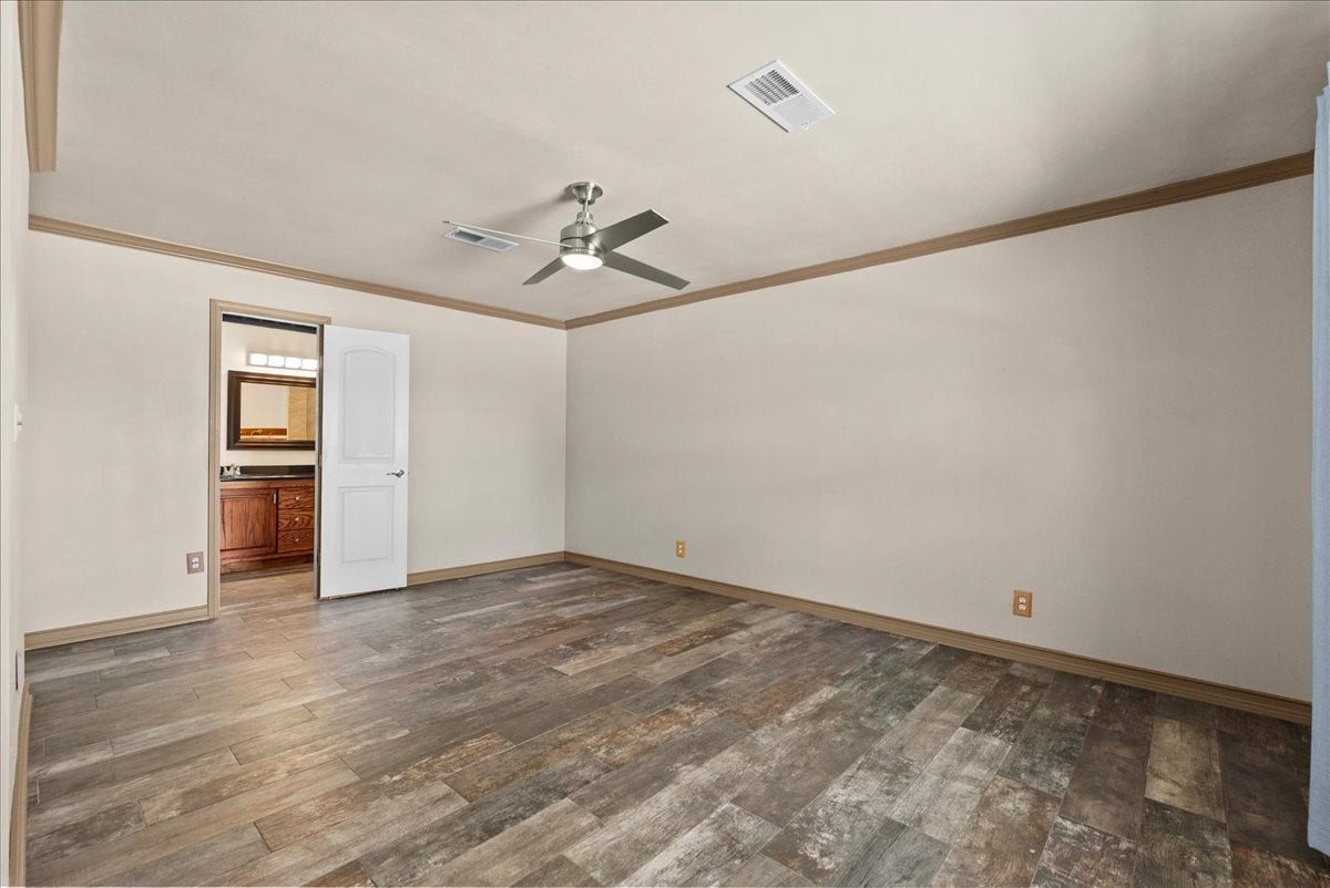 4215 County Road 182, Alvin, TX 77511