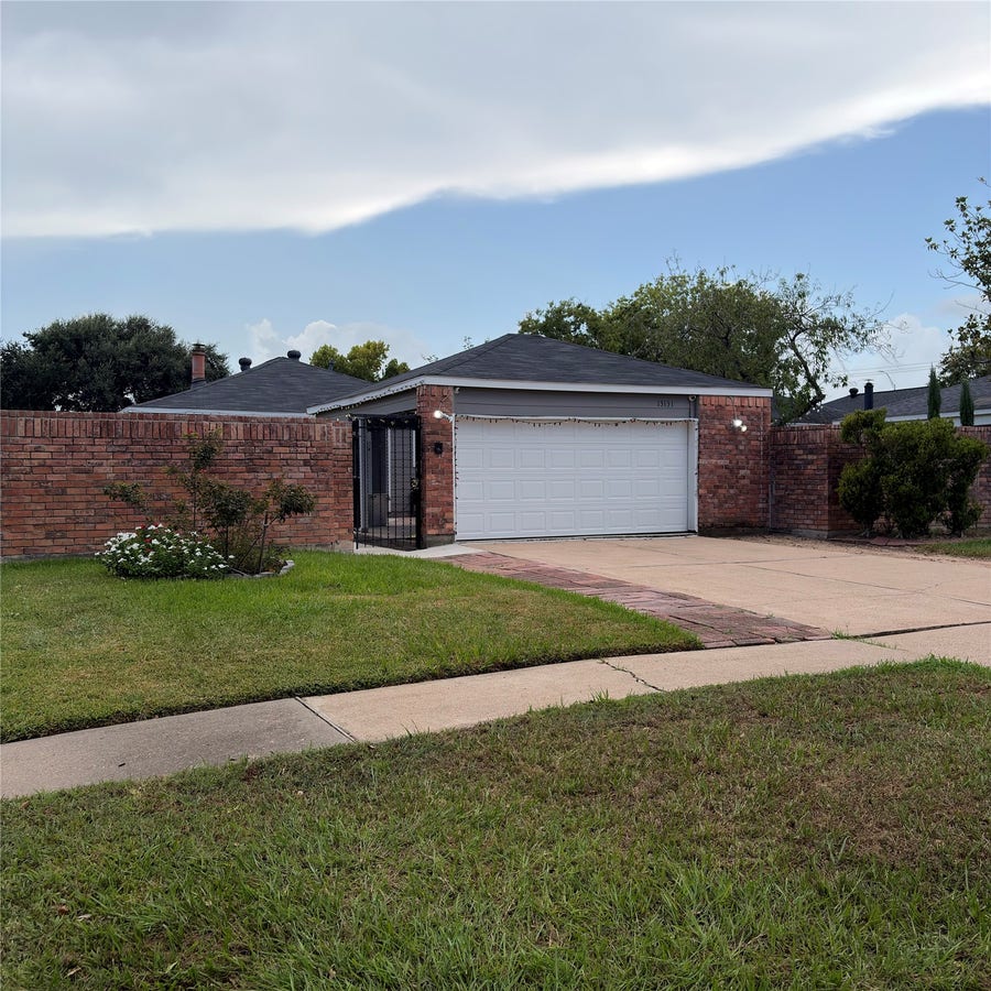 Property photo for 13131 Newbrook Drive, Houston, TX