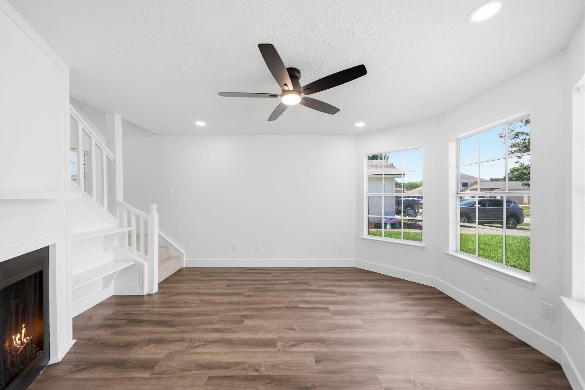 5820 Guadalupe Drive, Dickinson, TX 77539 5820 Guadalupe Drive, Dickinson, TX 77539