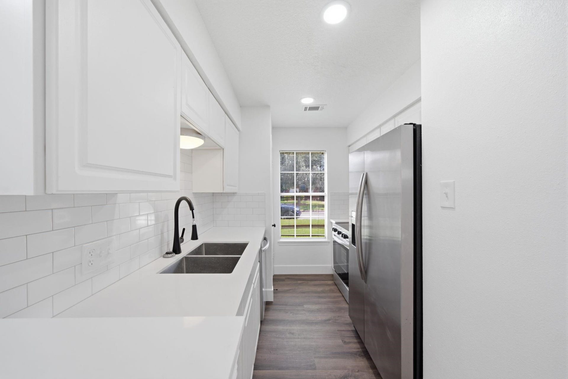 5820 Guadalupe Drive, Dickinson, TX 77539 5820 Guadalupe Drive, Dickinson, TX 77539