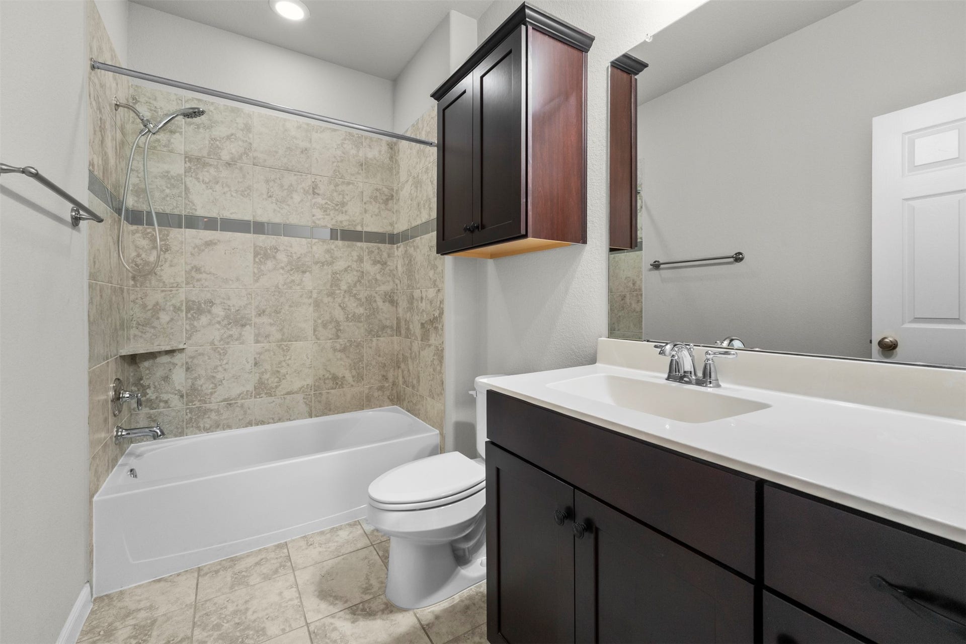 3827 Fleetwood Falls Lane, Spring, TX 77386 3827 Fleetwood Falls Lane, Spring, TX 77386