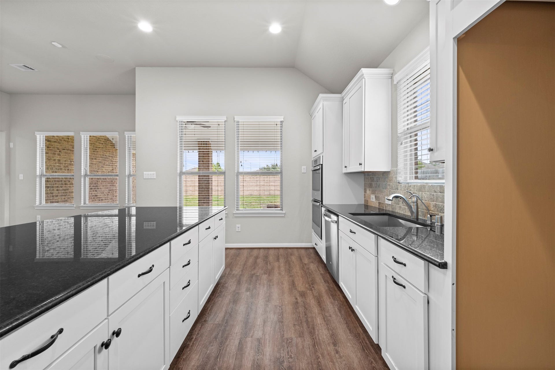 3827 Fleetwood Falls Lane, Spring, TX 77386 3827 Fleetwood Falls Lane, Spring, TX 77386