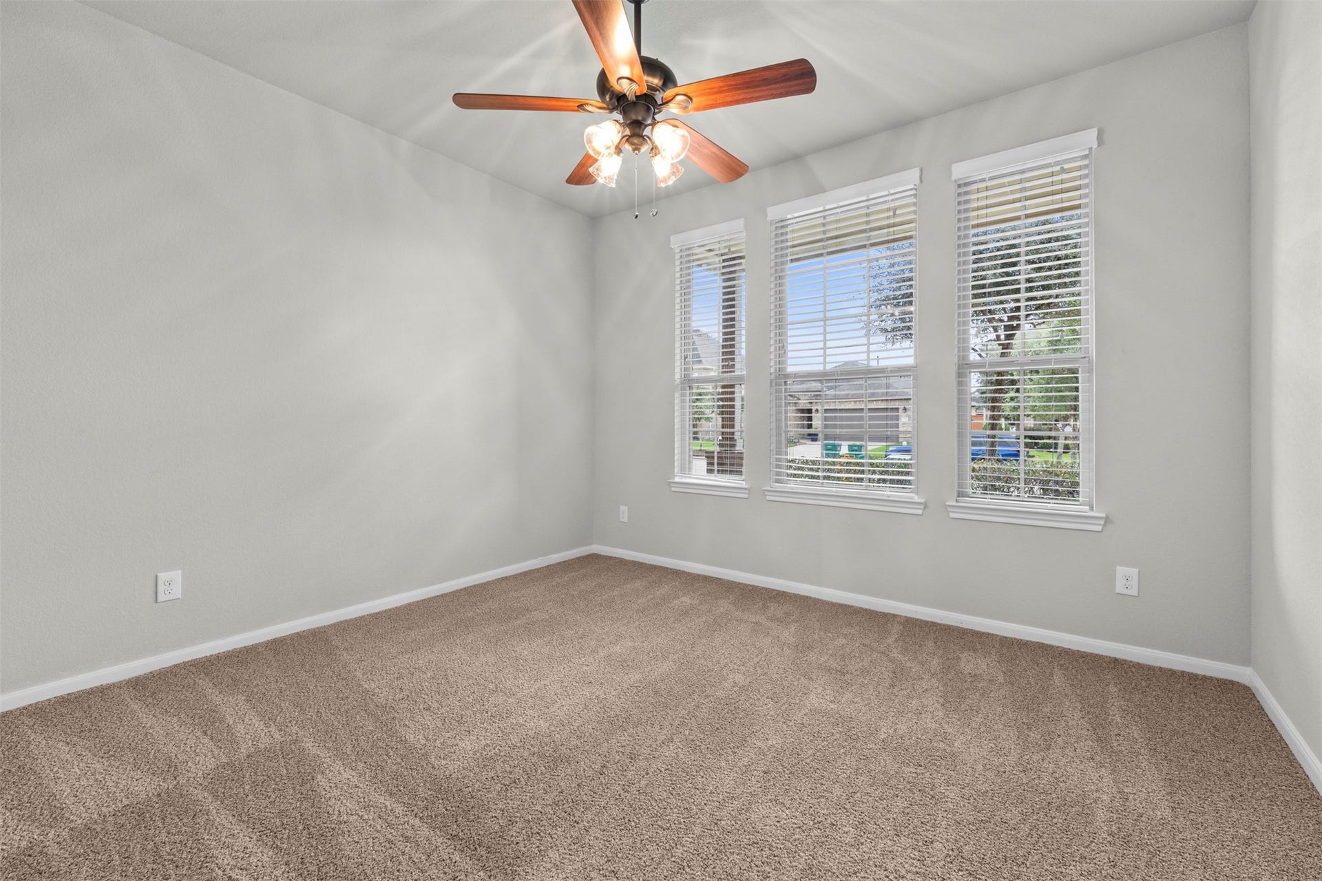 3827 Fleetwood Falls Lane, Spring, TX 77386 3827 Fleetwood Falls Lane, Spring, TX 77386