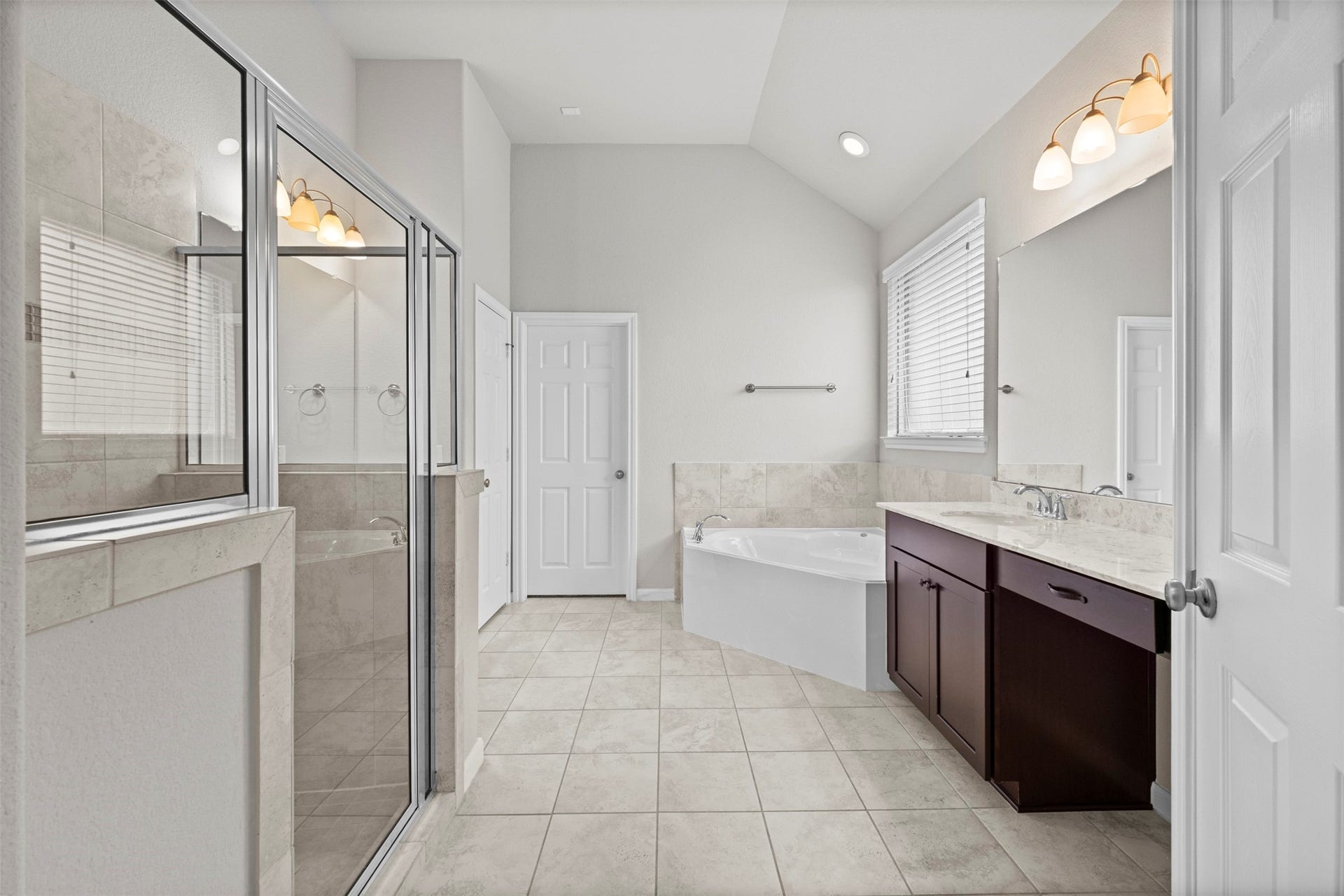 3827 Fleetwood Falls Lane, Spring, TX 77386 3827 Fleetwood Falls Lane, Spring, TX 77386