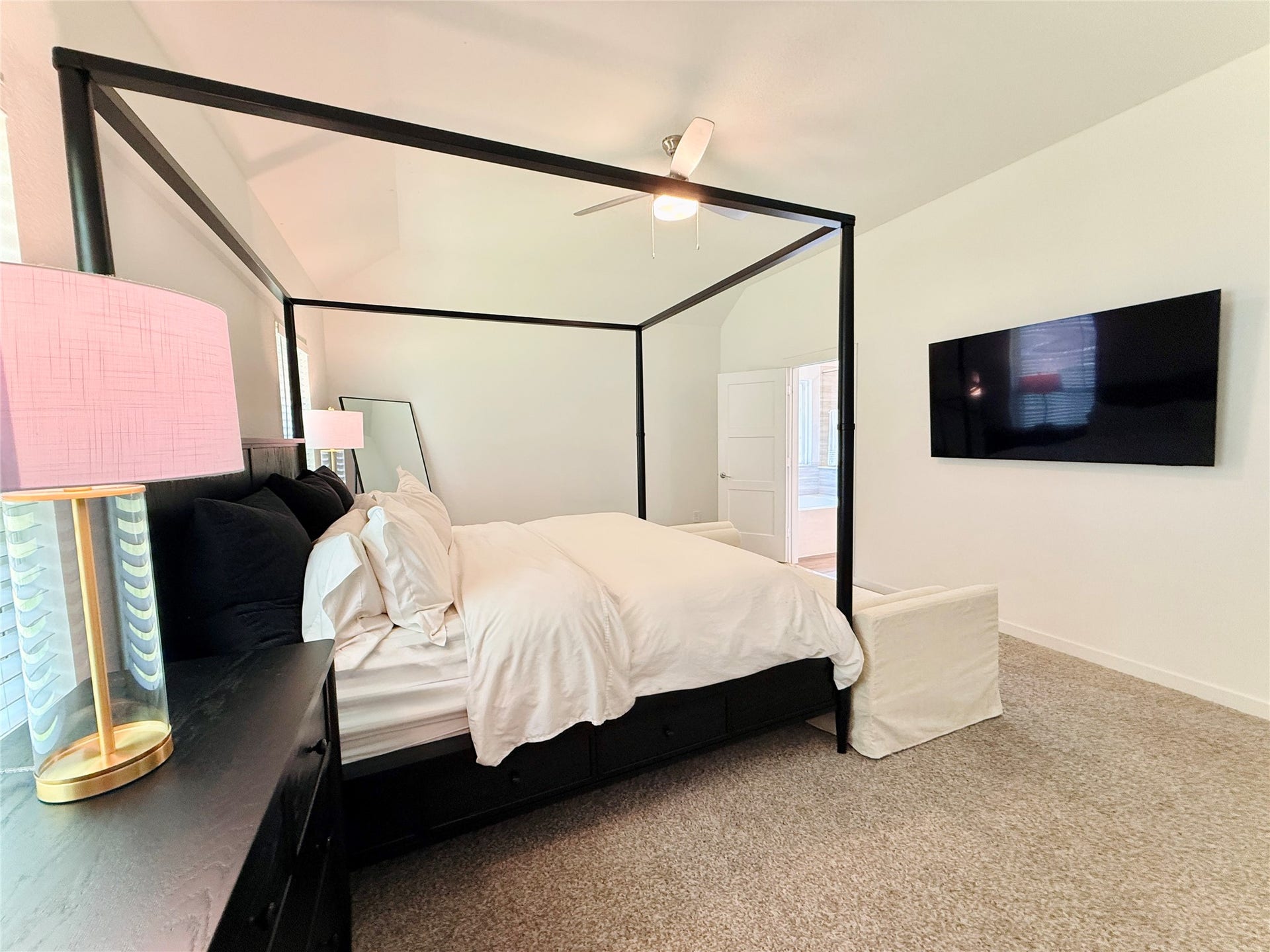 Vaulted ceilings in primary bedroom