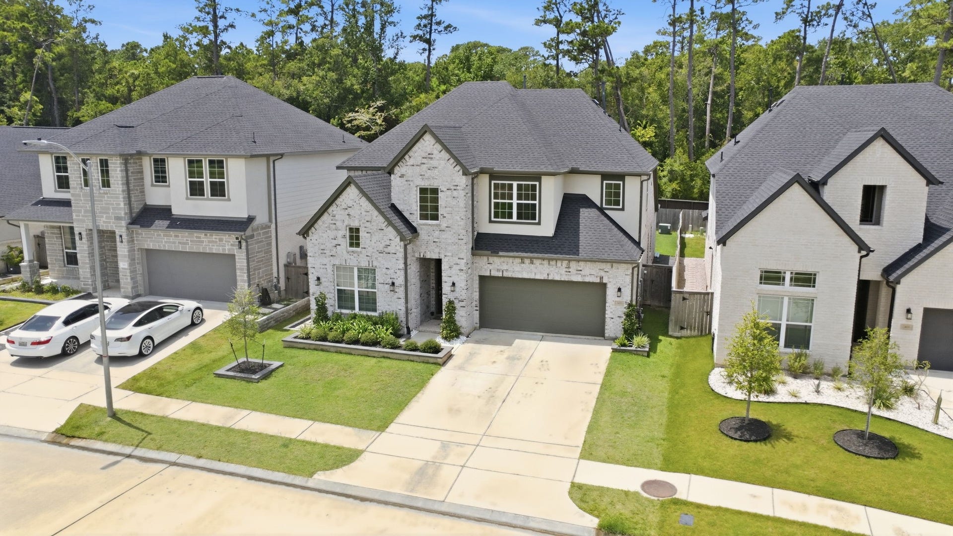 24615 Lukes Landing Way, Tomball, TX 77375 24615 Lukes Landing Way, Tomball, TX 77375