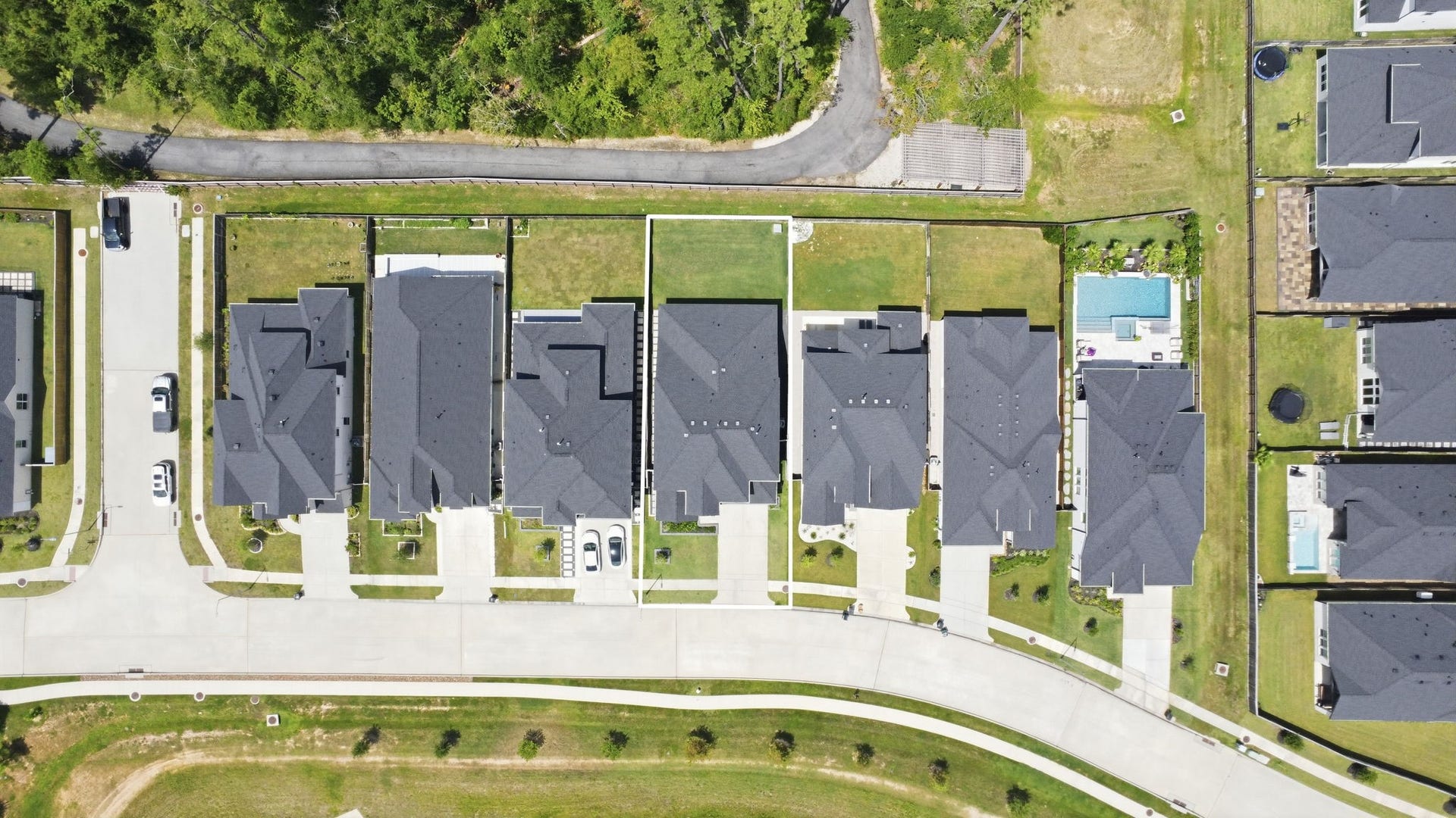 24615 Lukes Landing Way, Tomball, TX 77375 24615 Lukes Landing Way, Tomball, TX 77375