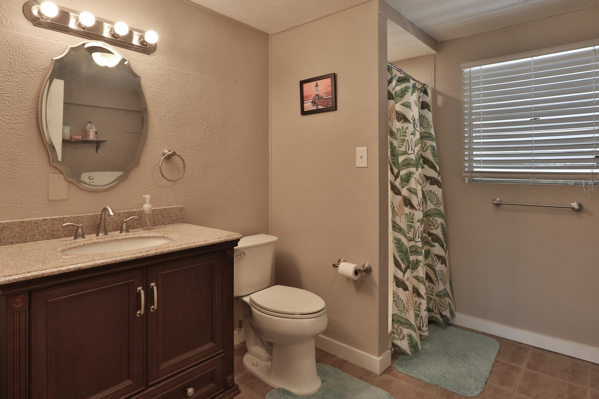 32 N Curlew Street, La Marque, TX 77568 32 N Curlew Street, La Marque, TX 77568