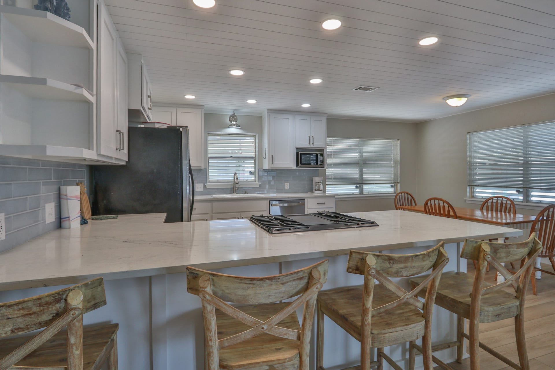32 N Curlew Street, La Marque, TX 77568 32 N Curlew Street, La Marque, TX 77568