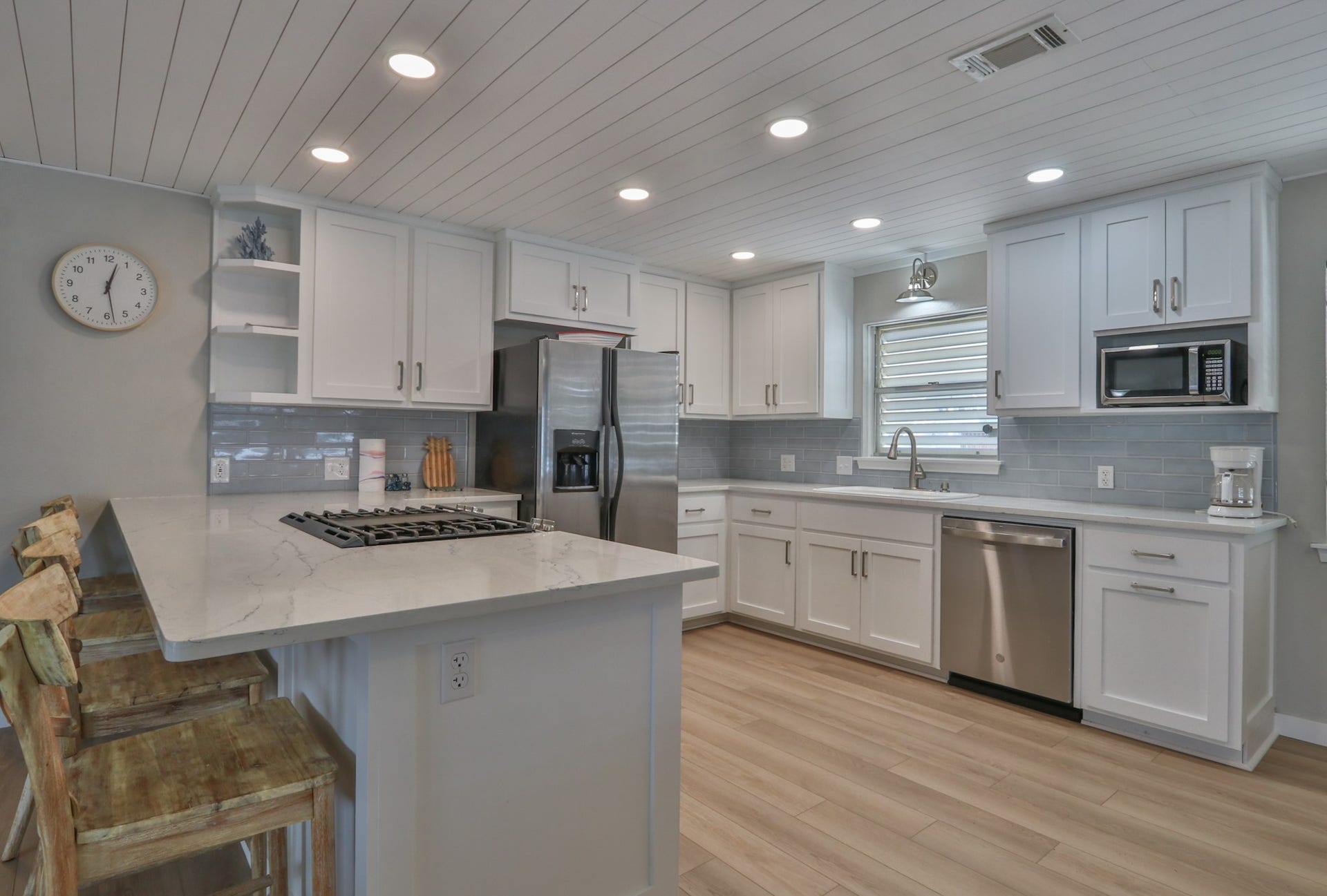 32 N Curlew Street, La Marque, TX 77568 32 N Curlew Street, La Marque, TX 77568