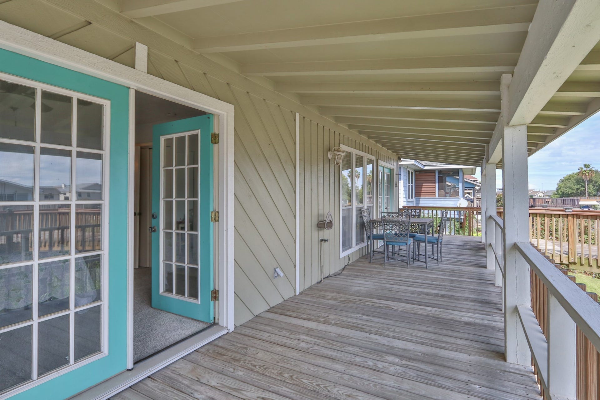 32 N Curlew Street, La Marque, TX 77568 32 N Curlew Street, La Marque, TX 77568