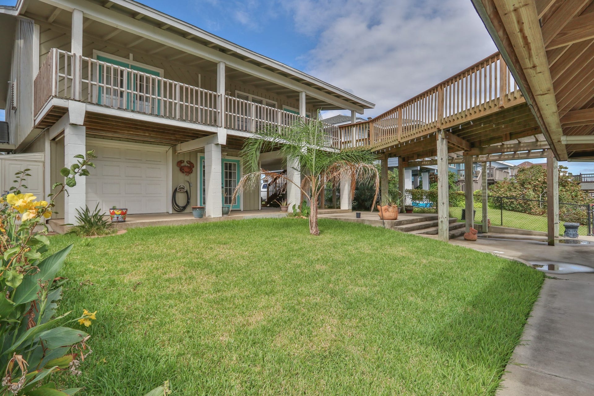 32 N Curlew Street, La Marque, TX 77568 32 N Curlew Street, La Marque, TX 77568