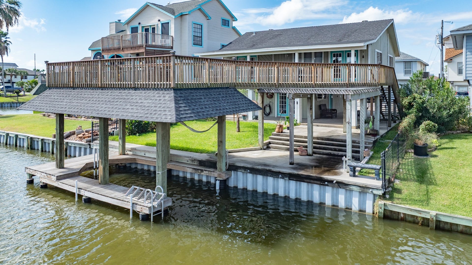 32 N Curlew Street, La Marque, TX 77568 32 N Curlew Street, La Marque, TX 77568