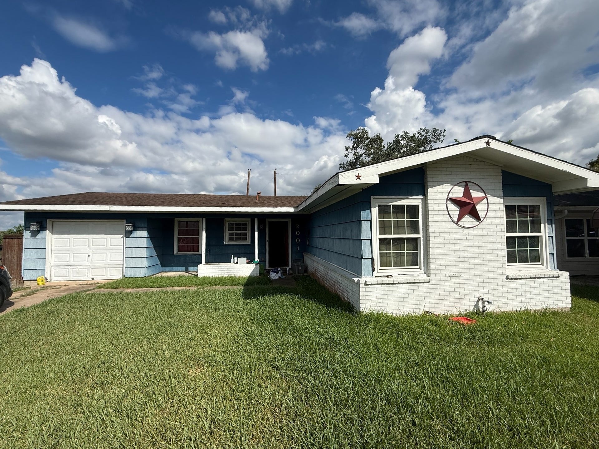 2001 Isla Drive, Pearland, TX 77581 2001 Isla Drive, Pearland, TX 77581