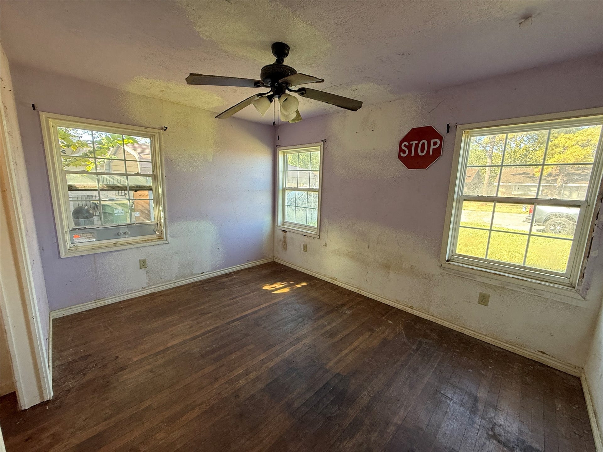 2001 Isla Drive, Pearland, TX 77581 2001 Isla Drive, Pearland, TX 77581
