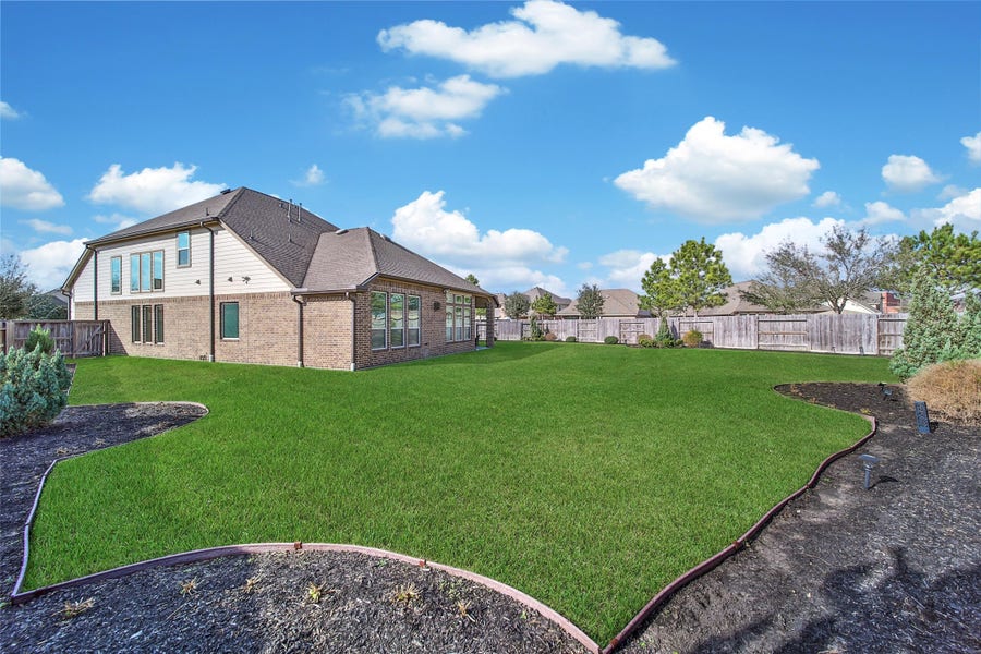 Property photo for 11030 Sarah Bluff Lane, Cypress, TX