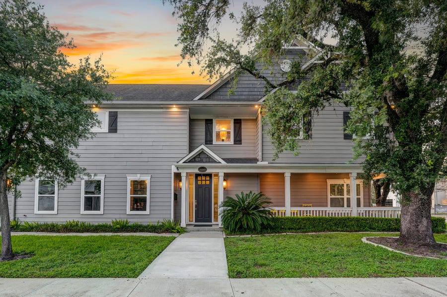 Property photo for 3709 Ella Boulevard, Houston, TX