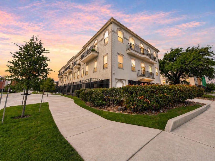 Property photo for 5801 Winsome Lane, #202, Houston, TX
