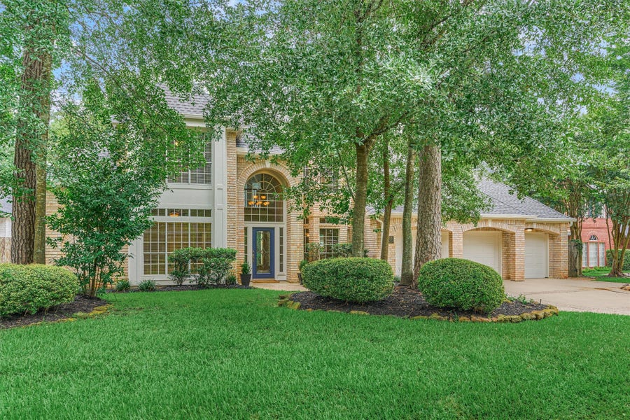Property photo for 168 W Shadowpoint Circle, The Woodlands, TX
