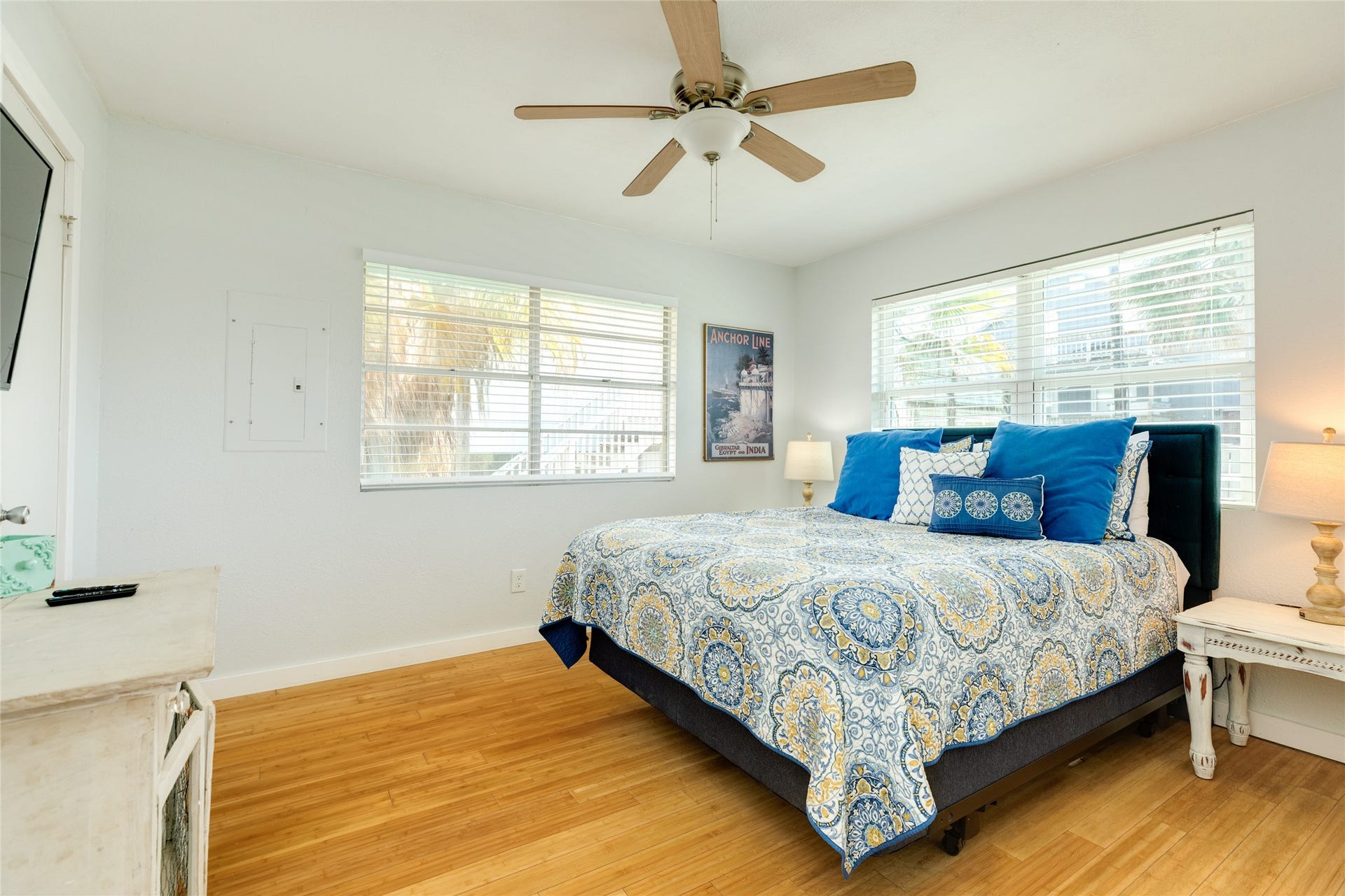 13103 John Reynolds Road, Galveston, TX 77554 Primary bedroom facing south east with gulf views.