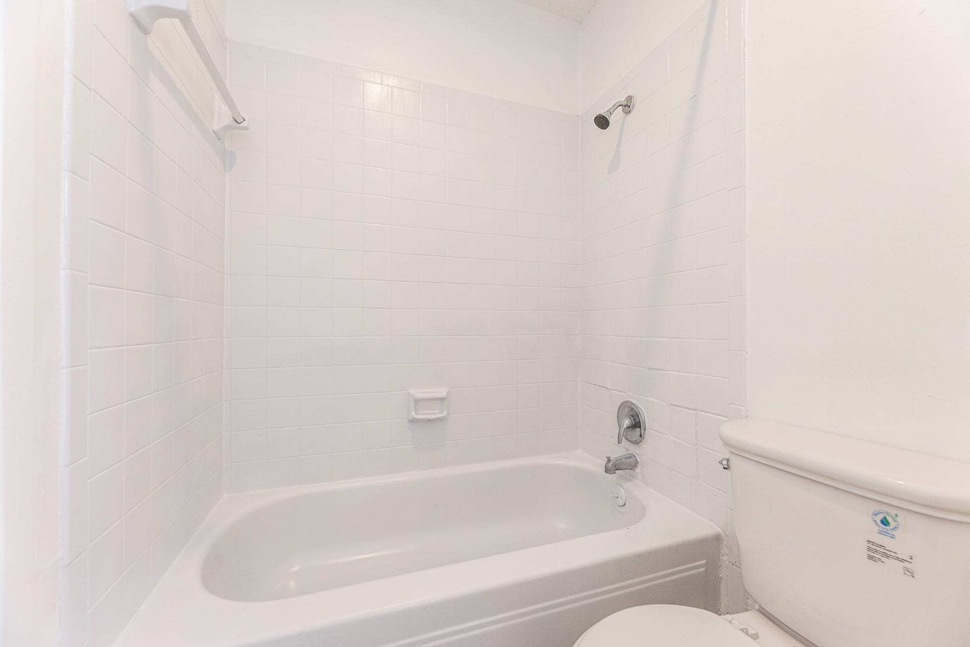 10047 Westpark Drive, #14, Houston, TX 77042 Bathroom
