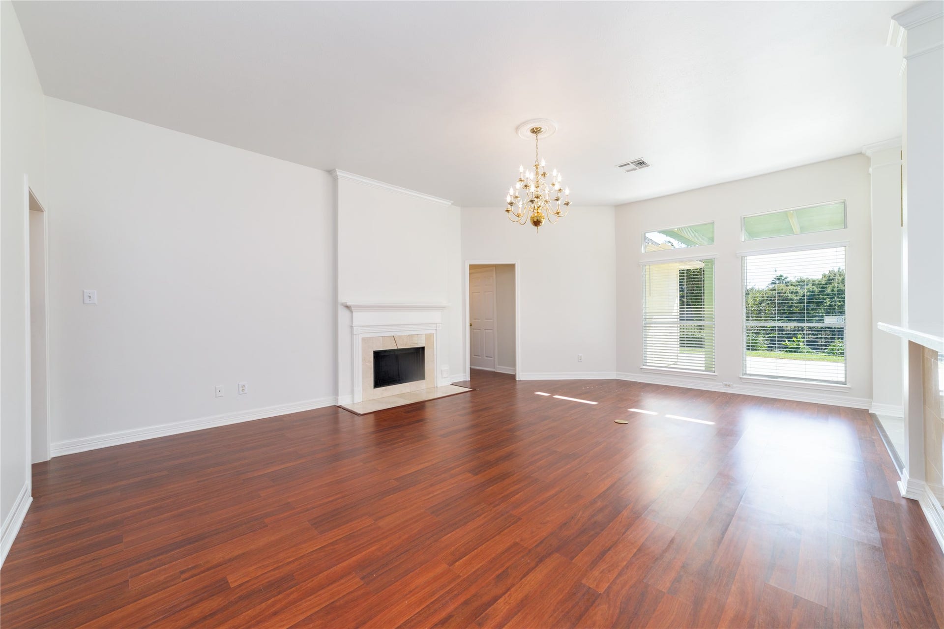 12451 Shadowvista Drive, Houston, TX 77082 12451 Shadowvista Drive, Houston, TX 77082