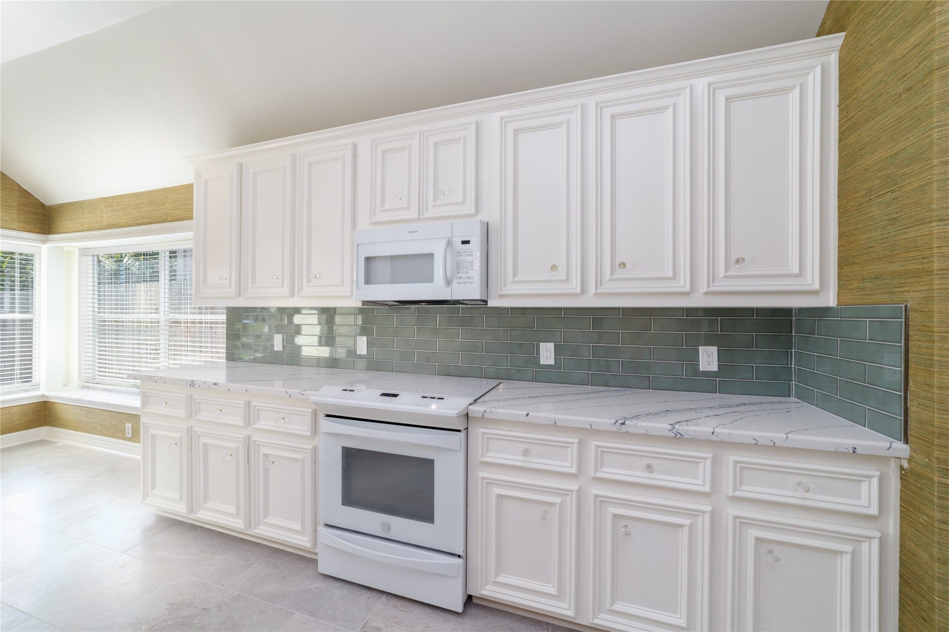 12451 Shadowvista Drive, Houston, TX 77082 12451 Shadowvista Drive, Houston, TX 77082