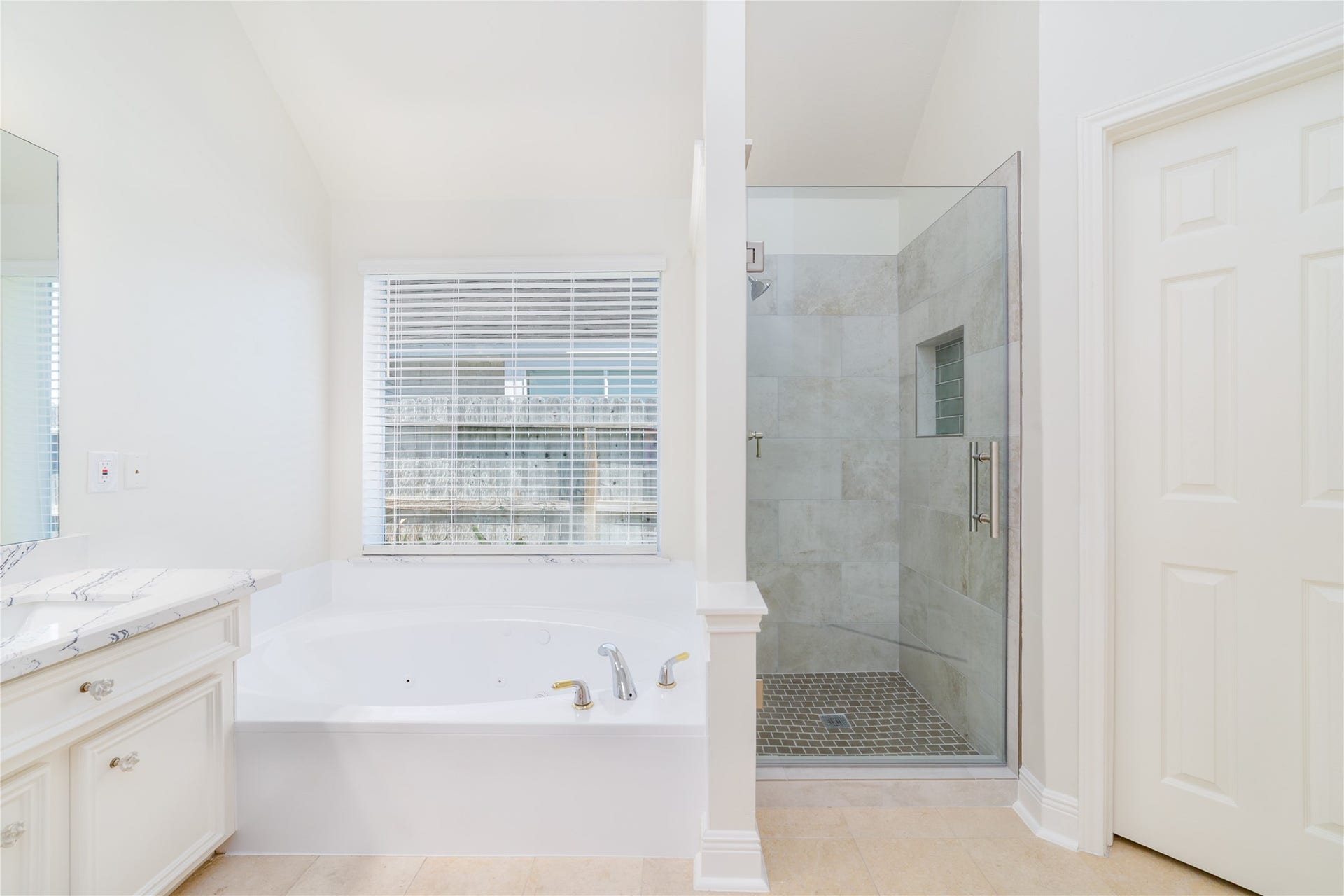 12451 Shadowvista Drive, Houston, TX 77082 12451 Shadowvista Drive, Houston, TX 77082