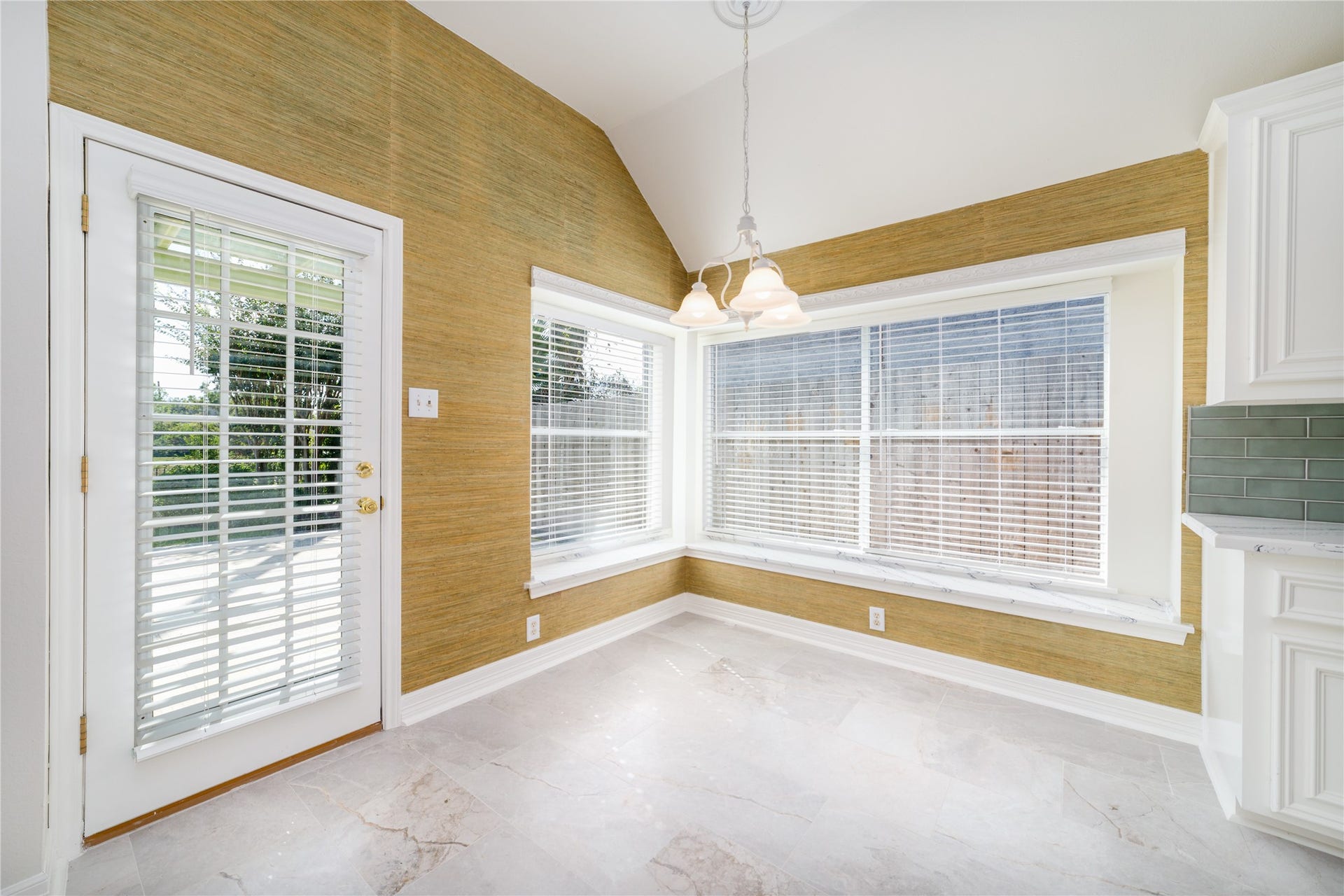 12451 Shadowvista Drive, Houston, TX 77082 12451 Shadowvista Drive, Houston, TX 77082
