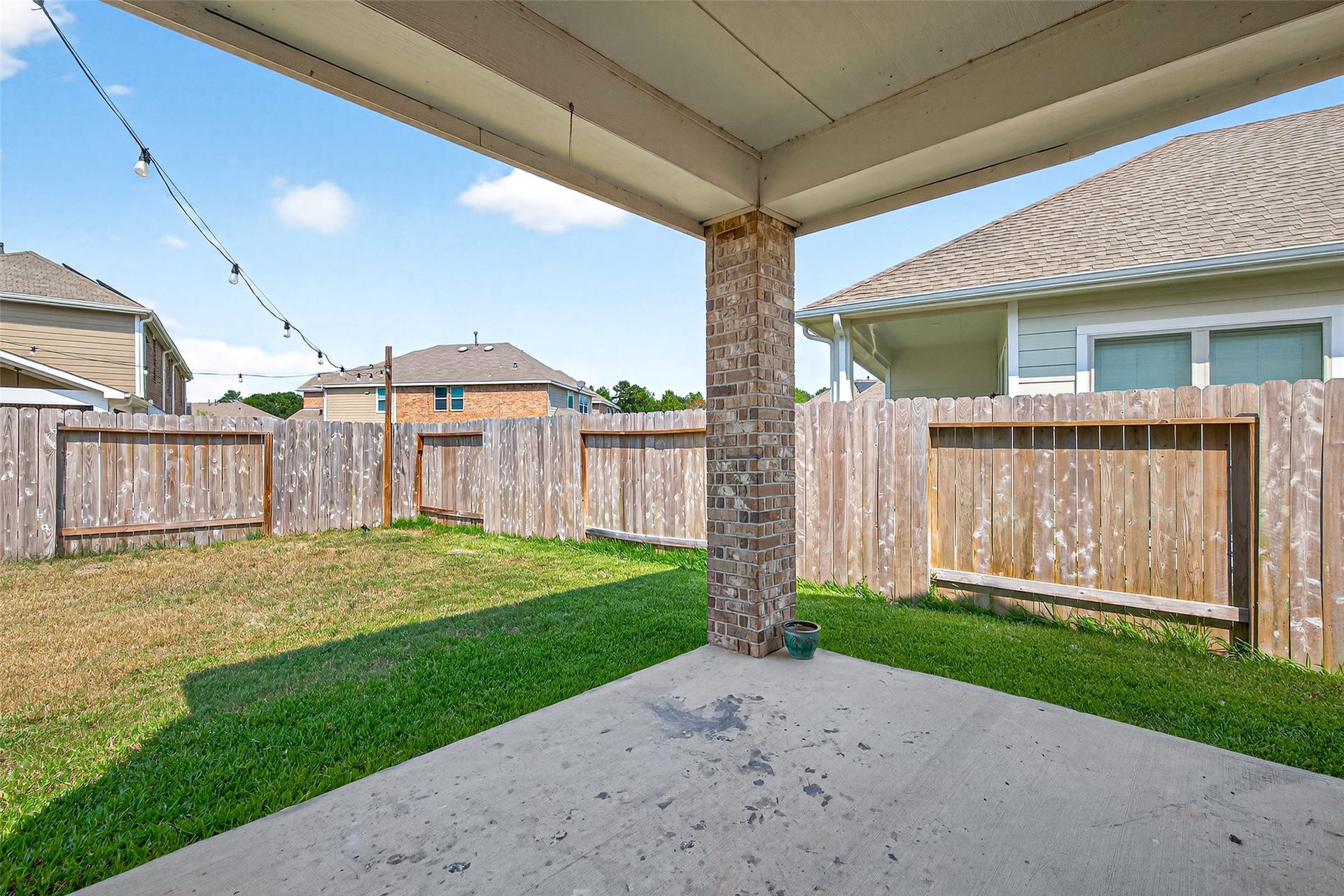 29897 Dovetail Bluff Lane, Spring, TX 77386 29897 Dovetail Bluff Lane, Spring, TX 77386