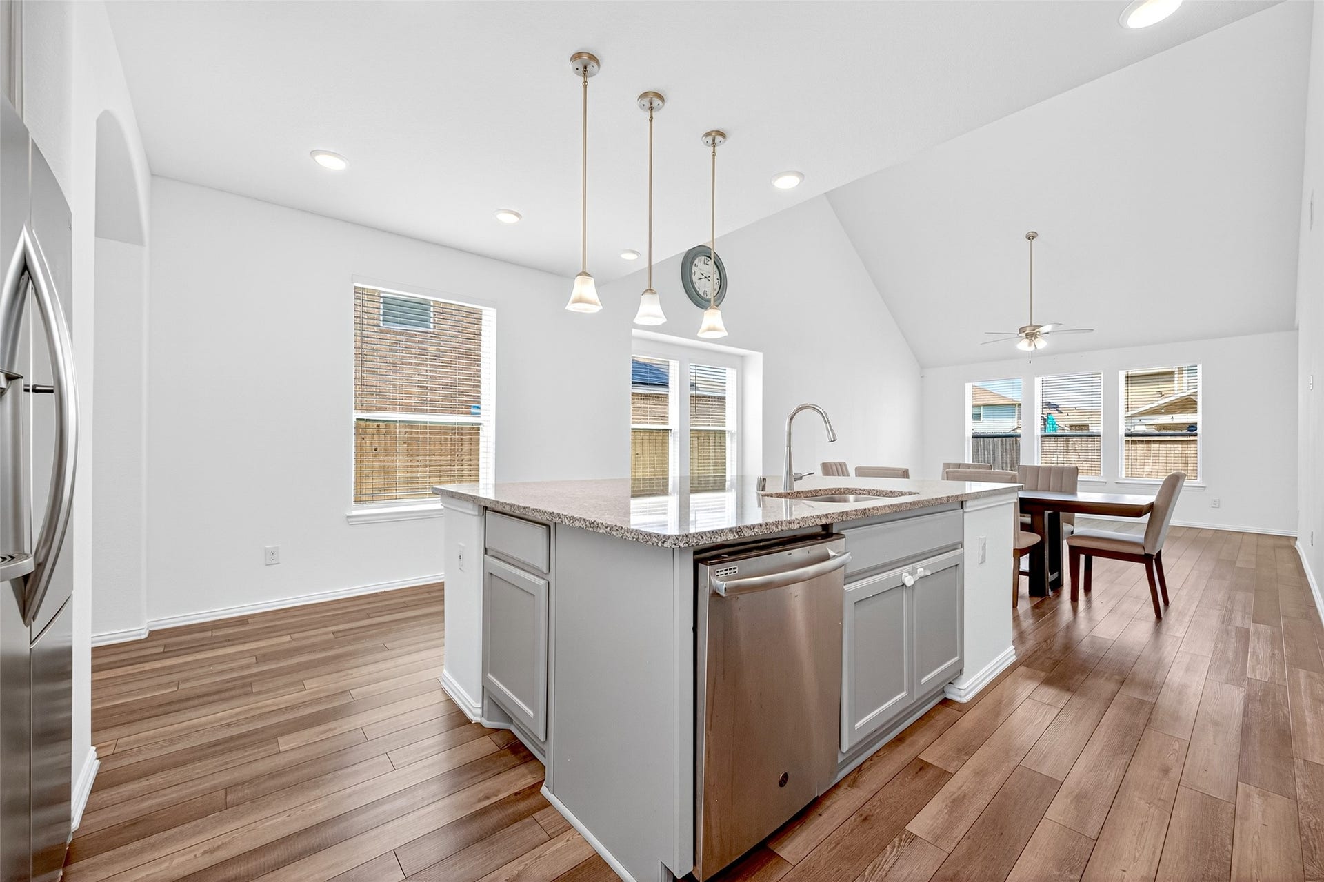 29897 Dovetail Bluff Lane, Spring, TX 77386 29897 Dovetail Bluff Lane, Spring, TX 77386