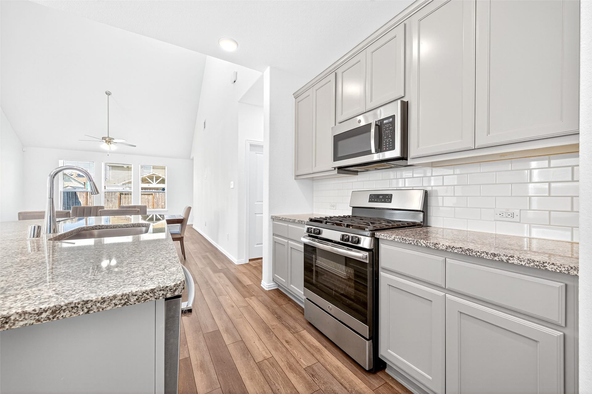 29897 Dovetail Bluff Lane, Spring, TX 77386 29897 Dovetail Bluff Lane, Spring, TX 77386
