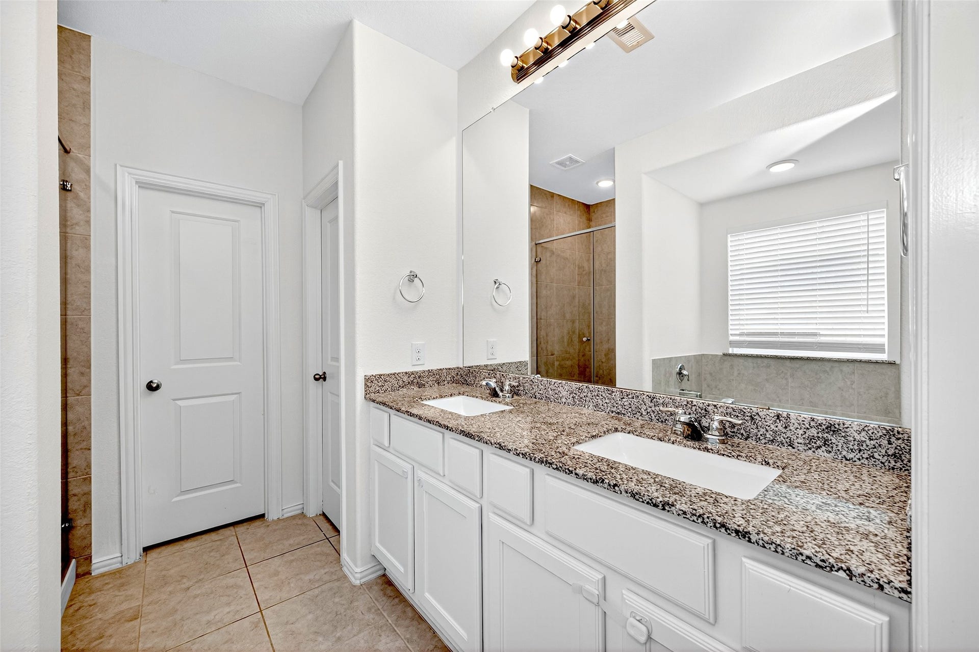 29897 Dovetail Bluff Lane, Spring, TX 77386 29897 Dovetail Bluff Lane, Spring, TX 77386