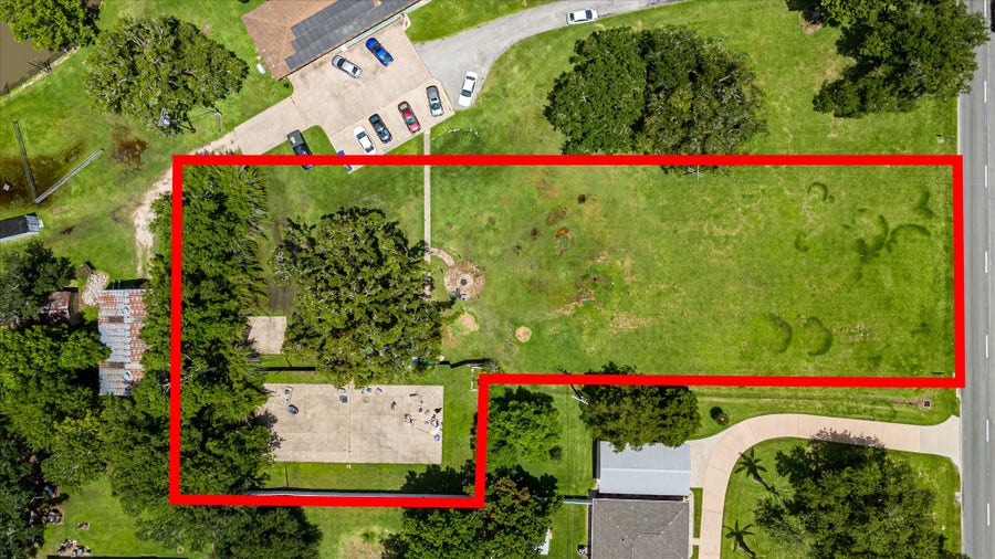 Property photo for Lot 1 E E Brazos Avenue, West Columbia, TX