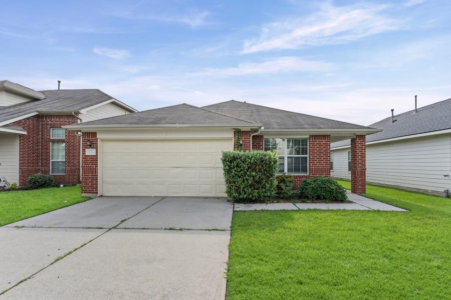 Property photo for 21218 Rezanof Road, Humble, TX