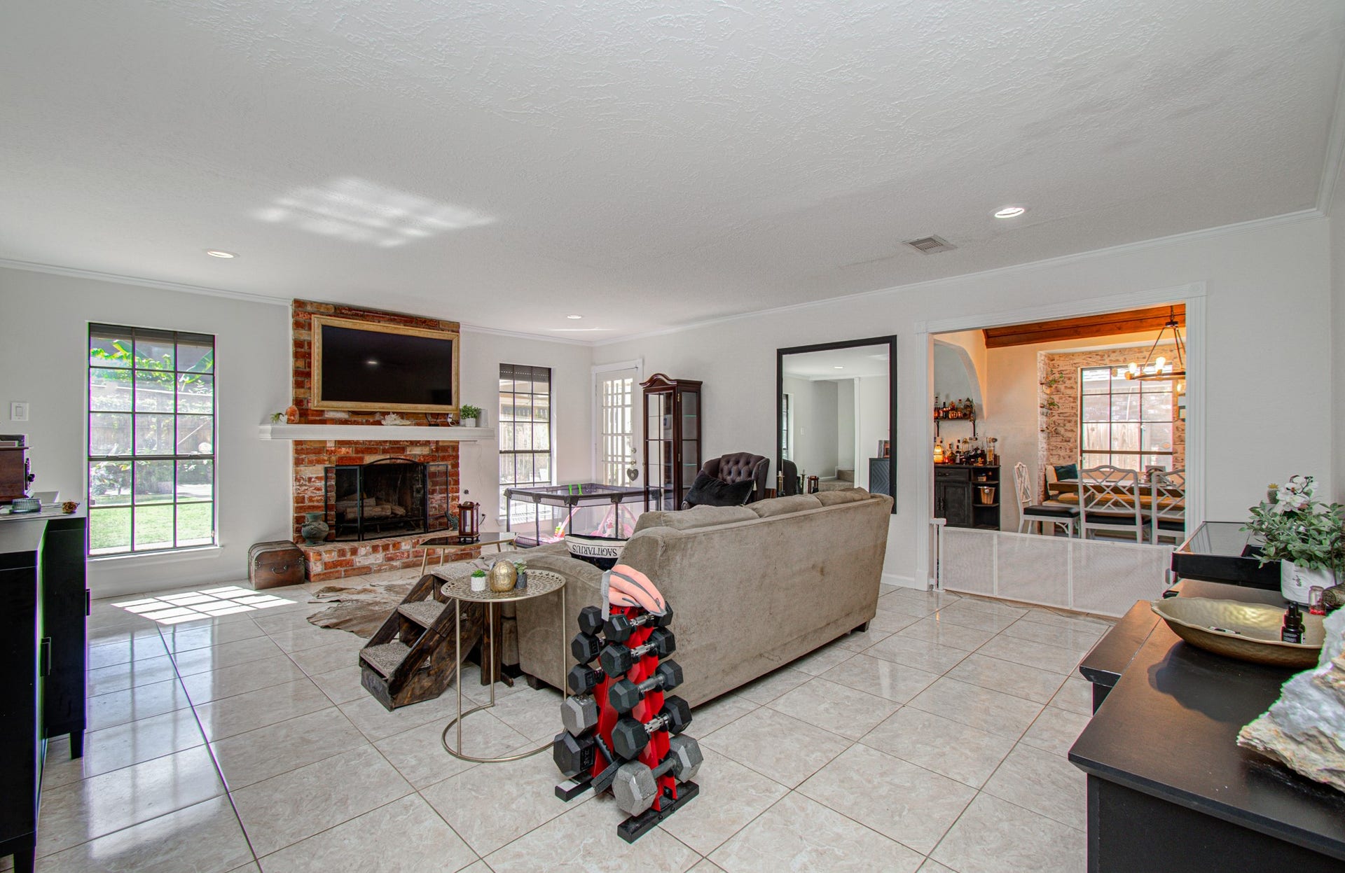 4243 Meadowchase Lane, Houston, TX 77014 4243 Meadowchase Lane, Houston, TX 77014