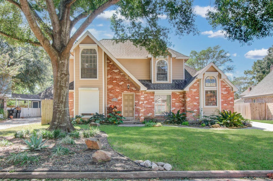 Property photo for 4243 Meadowchase Lane, Houston, TX