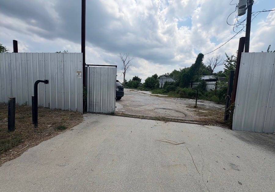 Property photo for 1904 Little York Road, Houston, TX
